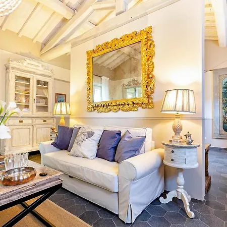 Nanni, Romantic And Luxury With Pool