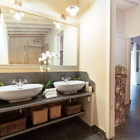 Nanni, Romantic And Luxury With Pool Villa Pescia
