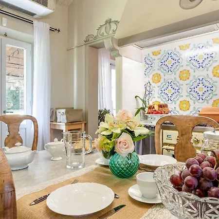 Nanni, Romantic And Luxury With Pool Willa