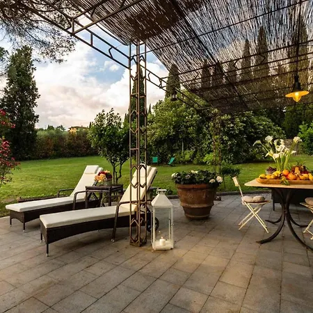 Nanni, Romantic And Luxury With Pool Willa Pescia